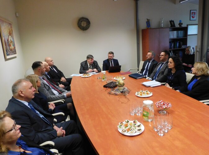 Teisėjų susirinkime pristatyta 2023 metų teismo darbo apžvalga